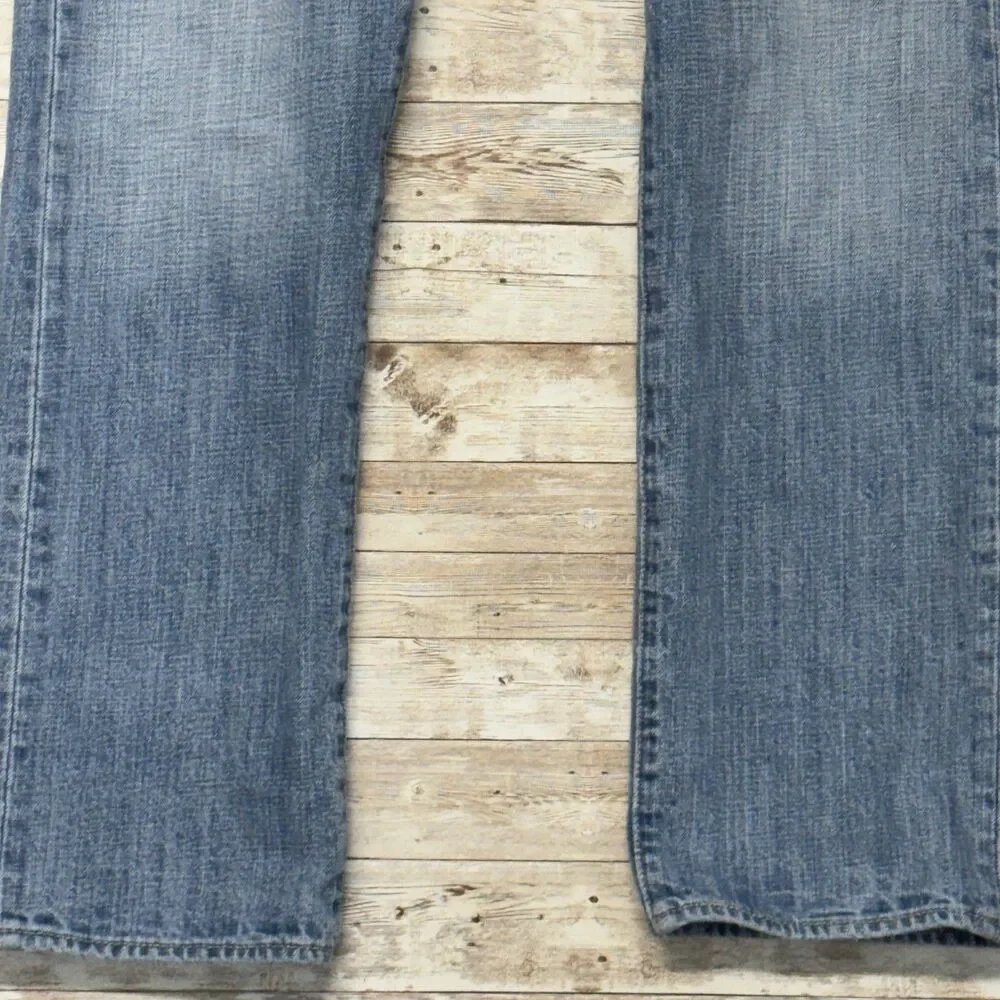 Levis 501 Button Fly Jeans Mens 33x32 Blue Denim Pants Faded Work Chore Office